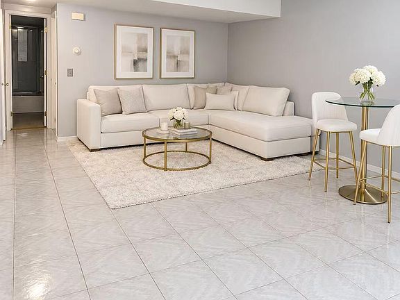 2nd image of 5 Rigimar Ct #1