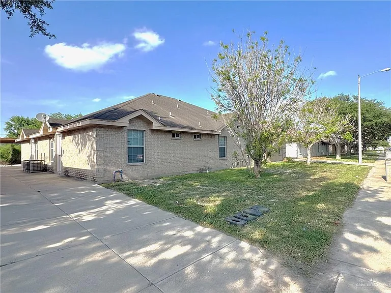 1409 Prosperity Dr #2-4 — Photo 3