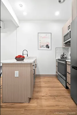 Rented by Compass | media 10