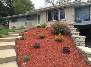 4739 Lakeview Cir, Slinger, WI 53086