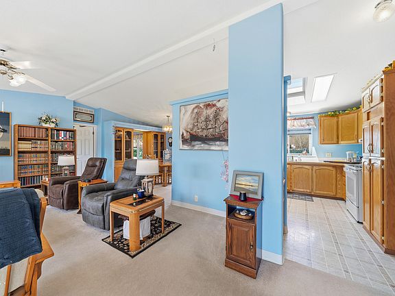 4th image of 11630 Bay Pl