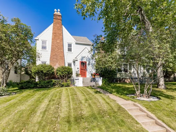 21 Snelling Ave, Duluth, MN 55812