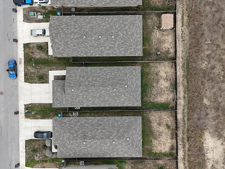 3526 Angus Xing — Photo 23