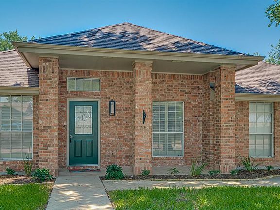 4th image of 1823 Sunnybrook Dr