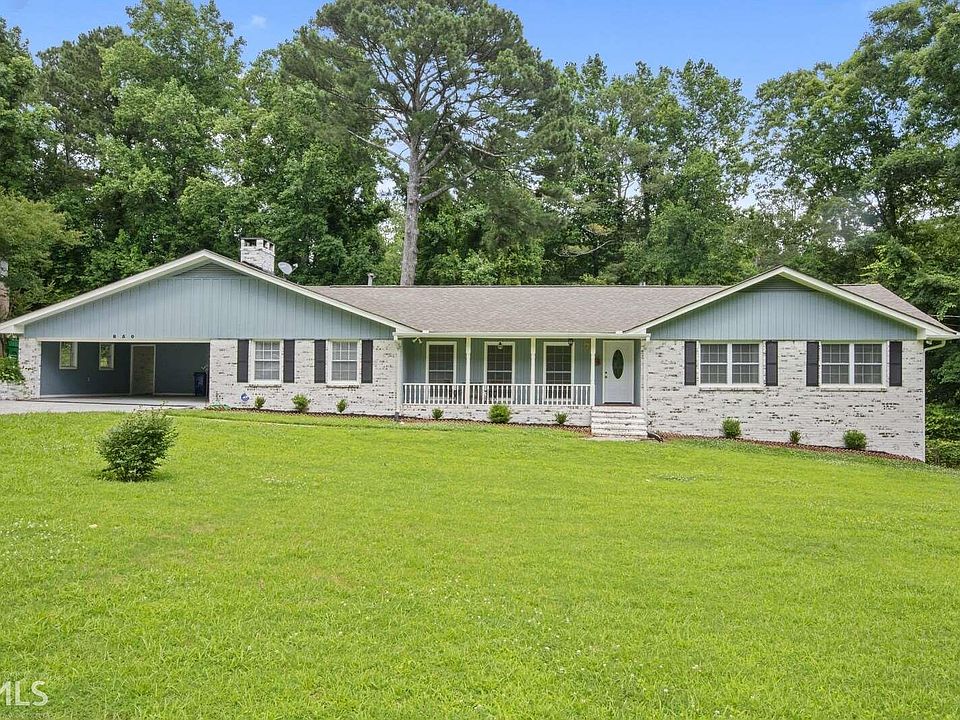 1st image of 850 Valley Creek Dr