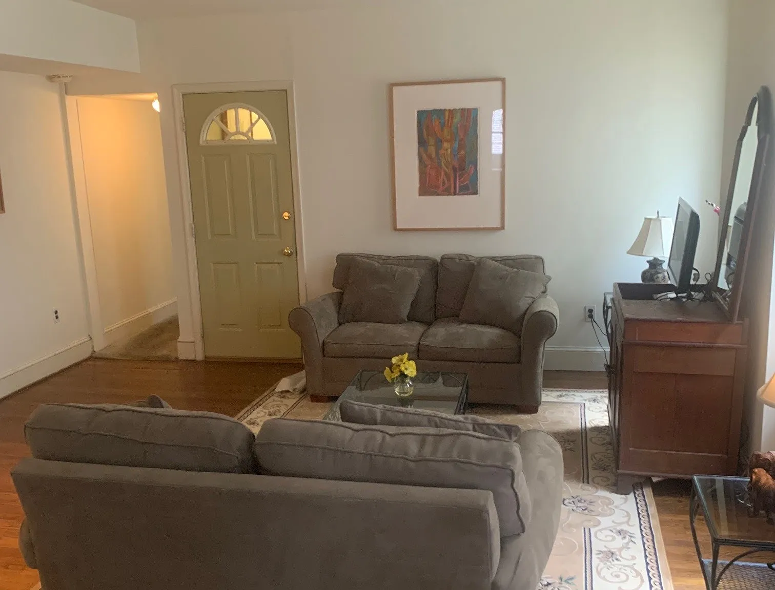 817 Jackson - 2 — Photo 2