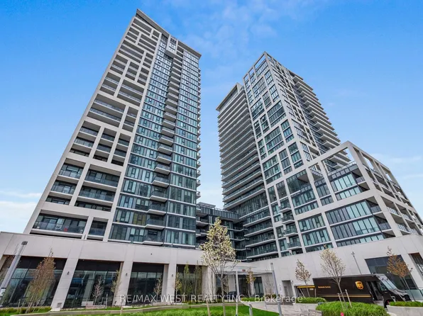 9000 Jane St #1019, Vaughan, ON L4K 0M6