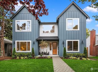 3215 32nd Ave W, Seattle, WA 98199