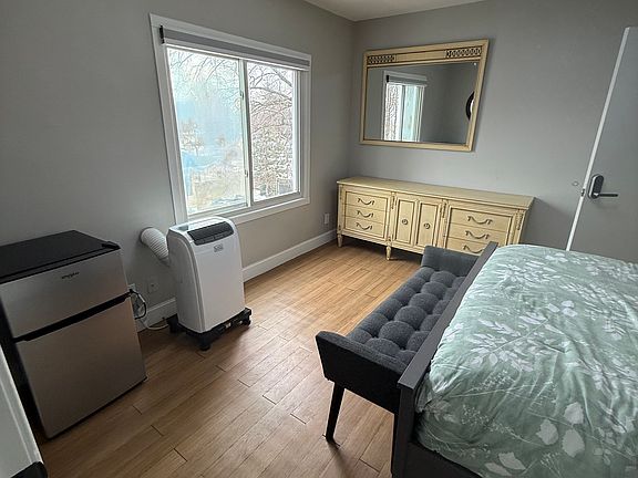4th image of 805 E Taylor St #5