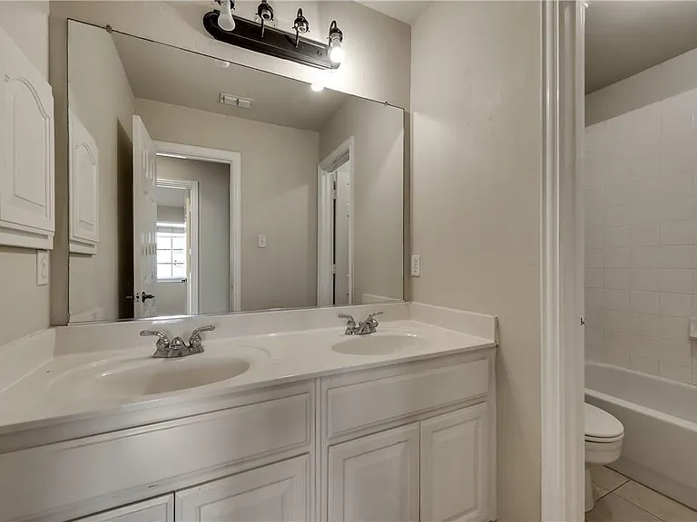 9428 Patagonia Ln — Photo 21