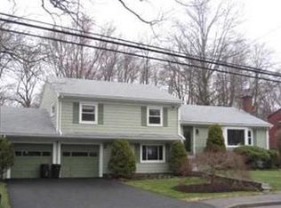 362 Nayatt Rd, Barrington, RI 02806