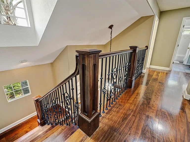 Marblehead Dr — Photo 47