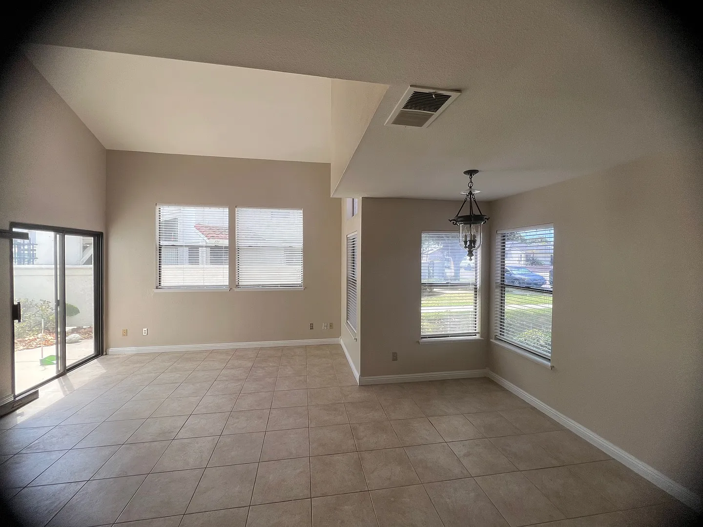 Jersey Ave, Santa Fe Springs — Photo 2