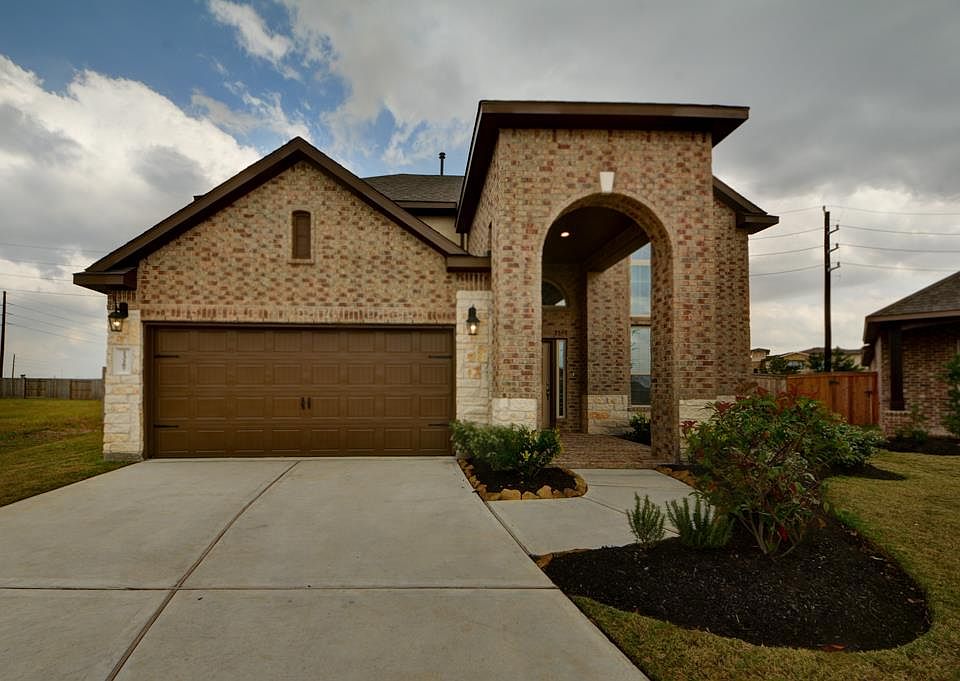 1st image of 23207 Verita Ct