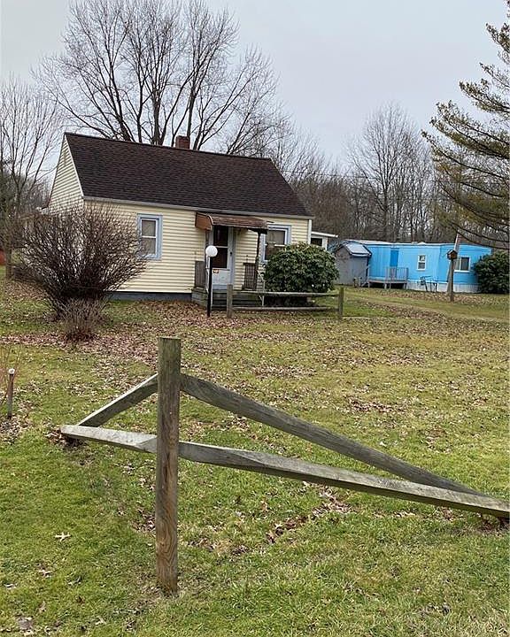 1st image of 518 Wilson Sharpsville