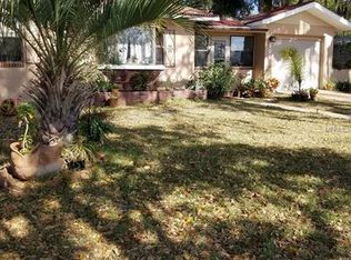 506 N Palm Ave, Howey In The Hills, FL 34737