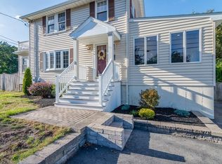 71 Storrs Ave, Braintree, MA 02184