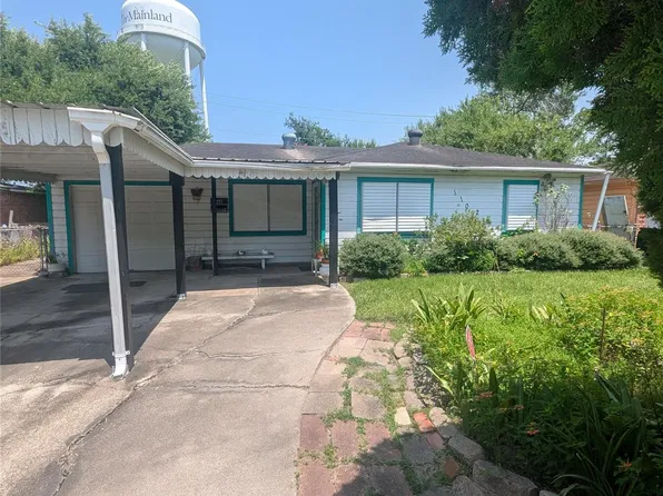 1102 Appomattox Dr, Texas City, TX 77591