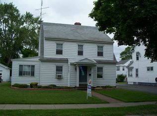 56 Summer St, Gloversville, NY 12078