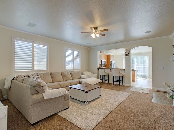 3rd image of 1714 Pagola Ave
