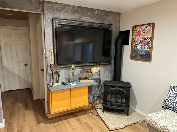 313 Espinoza Rd