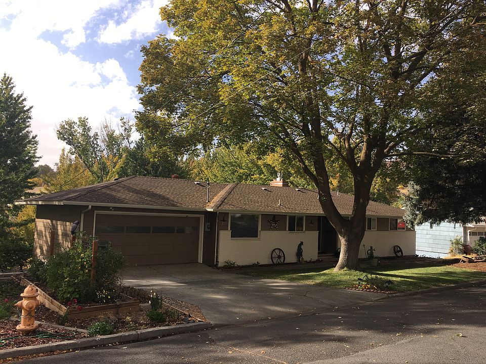Spacious North Hill Home