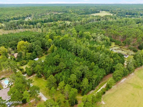 1 Old Mail Road, Southern Pines, NC 28387