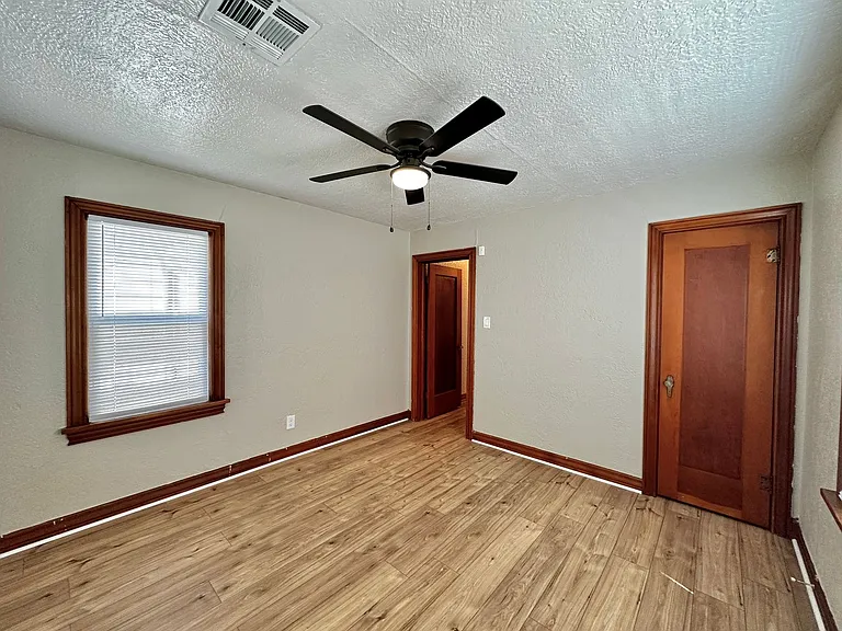 1506 NW Arlington Ave — Photo 20
