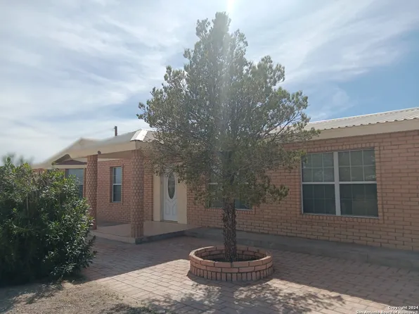601 N Bunton, Presidio, TX 79845