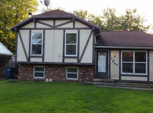 1947 Stonehenge Rd, Springfield, IL 62702