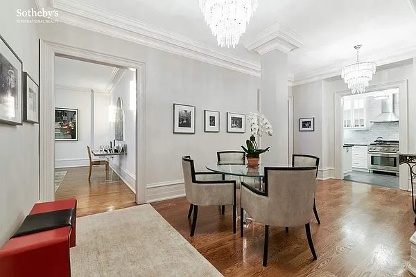 Sold by Sotheby's International Realty | media 9