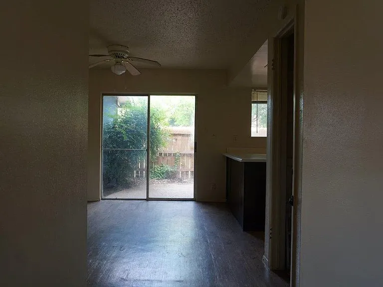 5919 Hidden Valley Trl — Photo 3