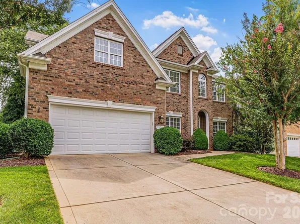 13731 Daltrey Ln, Charlotte, NC 28277