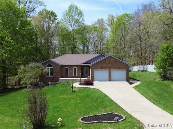 4052 Tanglewood Drive, Floyds Knobs, IN 47119