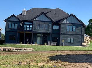 2411 Kilarney Way, Waunakee, WI 53597