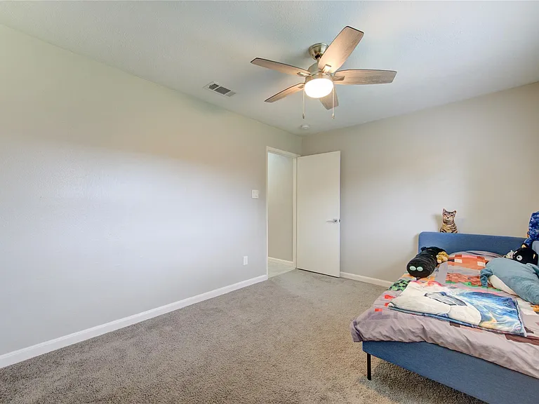 3046 Wagon Trail Dr — Photo 40