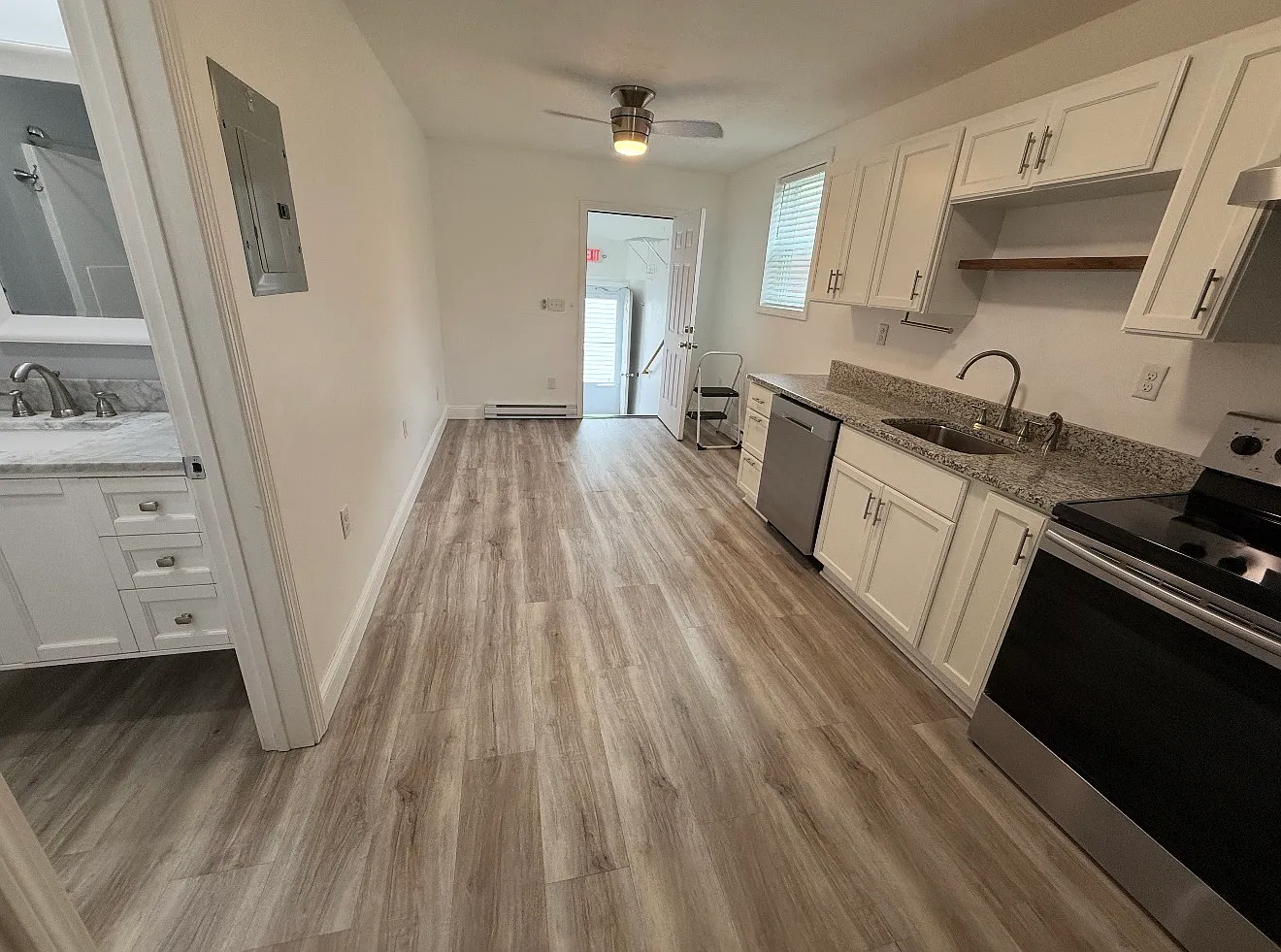 1 bed, $1,600 — Photo 3