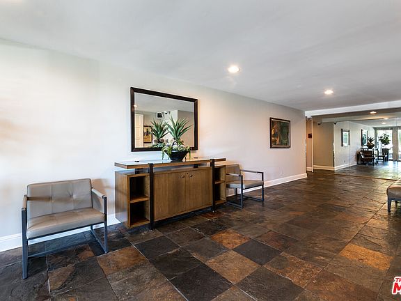 3rd image of 8535 W West Knoll Dr APT 1