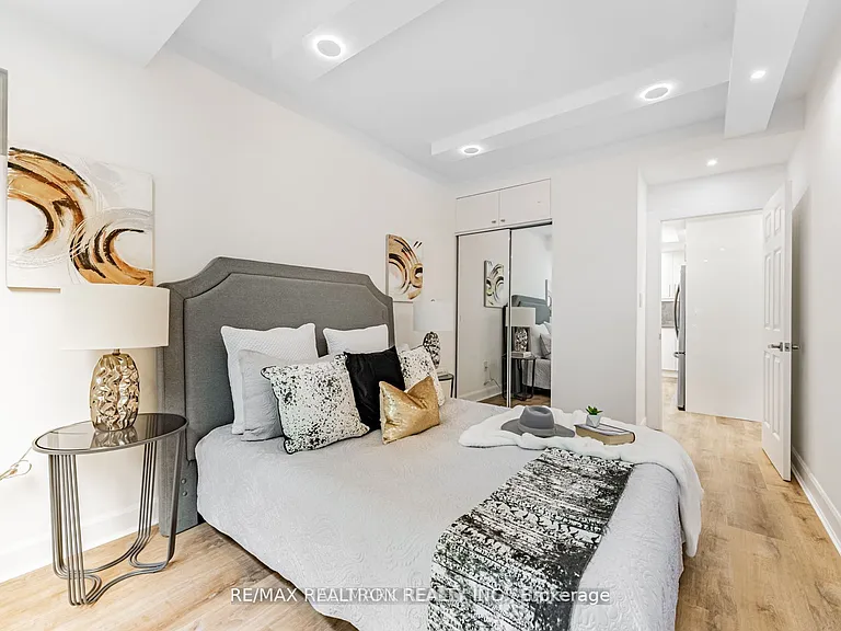 333 Clark Ave W #321 — Photo 16