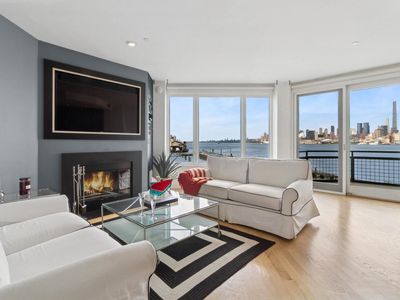600 Harbor Blvd #973/975, Weehawken, NJ, 07086
