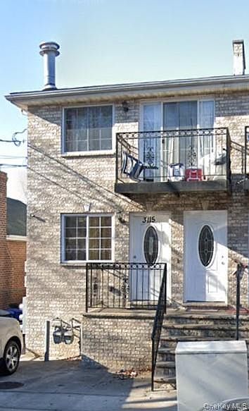 1st image of 3115 Fenton Avenue