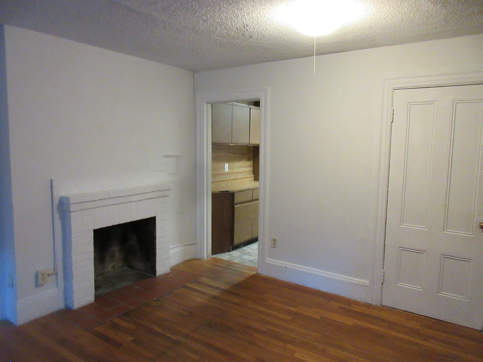 100 Bowen St — Photo 2