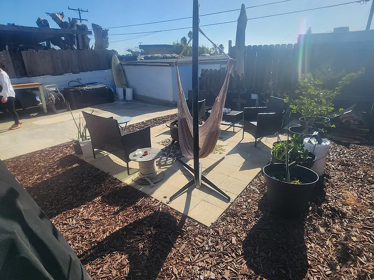 4350 Clairemont Dr — Photo 17