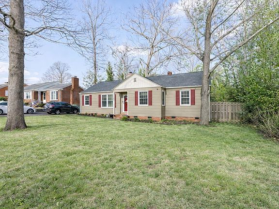 3rd image of 315 Briarwood Rd