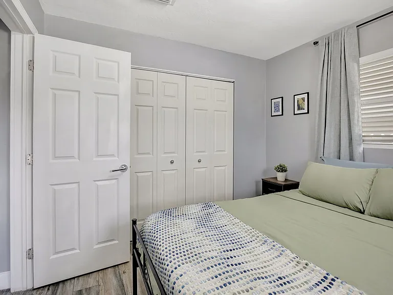 2270 Island Dr — Photo 20