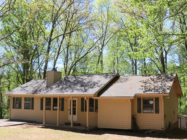 1760 Upland Ridge Dr NW, Conyers, GA 30012