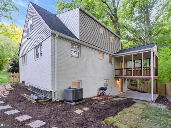 8441 Thames St, Springfield, VA 22151