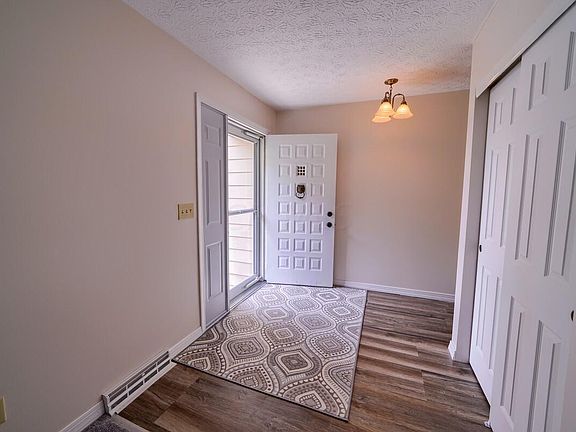 5th image of 68 Beechwood Dr SW