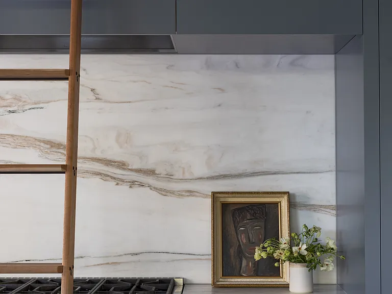 34 Cornelia Ave — Photo 8