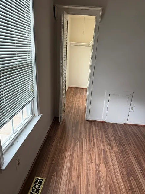 3 bed, 2.5 bath, 1100 sqft, $2,600 — Photo 4